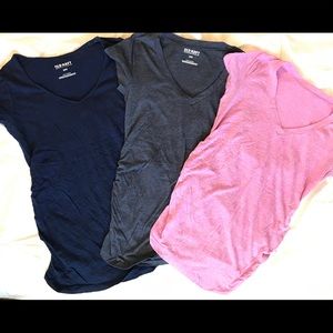 Maternity V-neck T-shirts